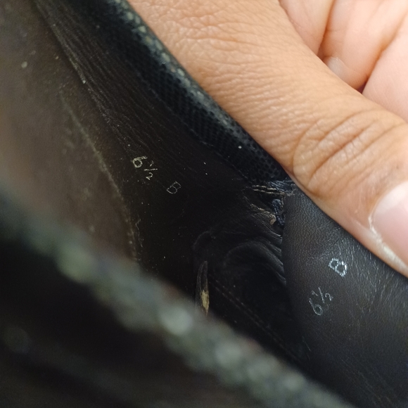 Stuart Weitzman balck leather mules size 6.5 - Picture 11 of 12